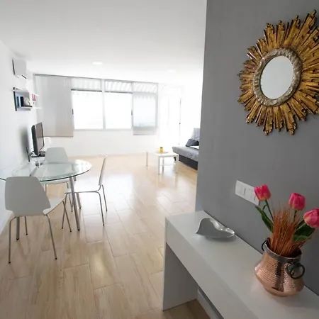 Delightful With Ac And 500m From Beach Candelaria